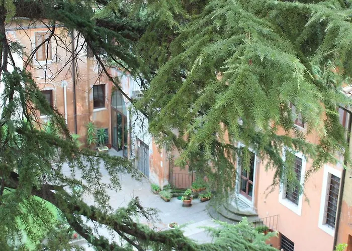 Гостевой дом Chez Liviana Рим